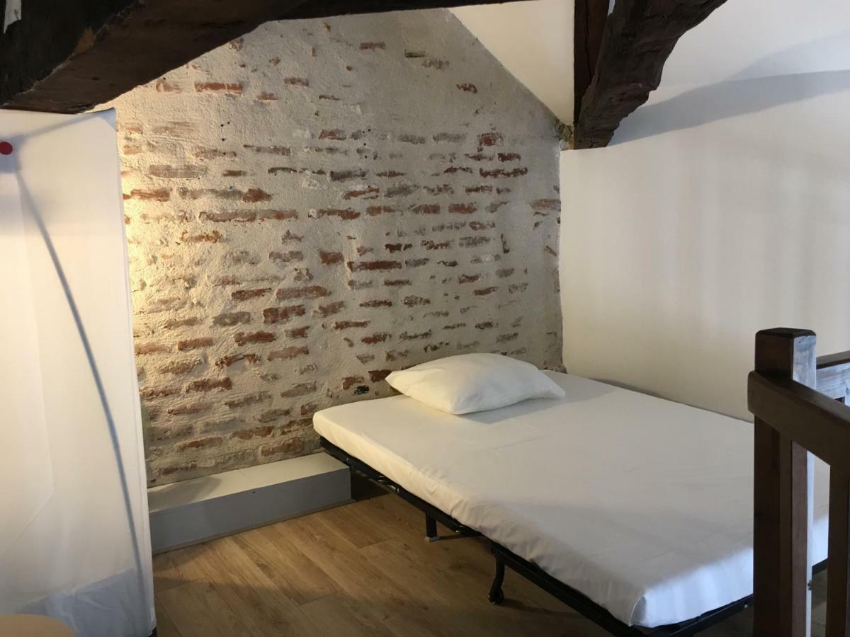 Le Loft Du Chateau Du Roi Кахор Екстериор снимка
